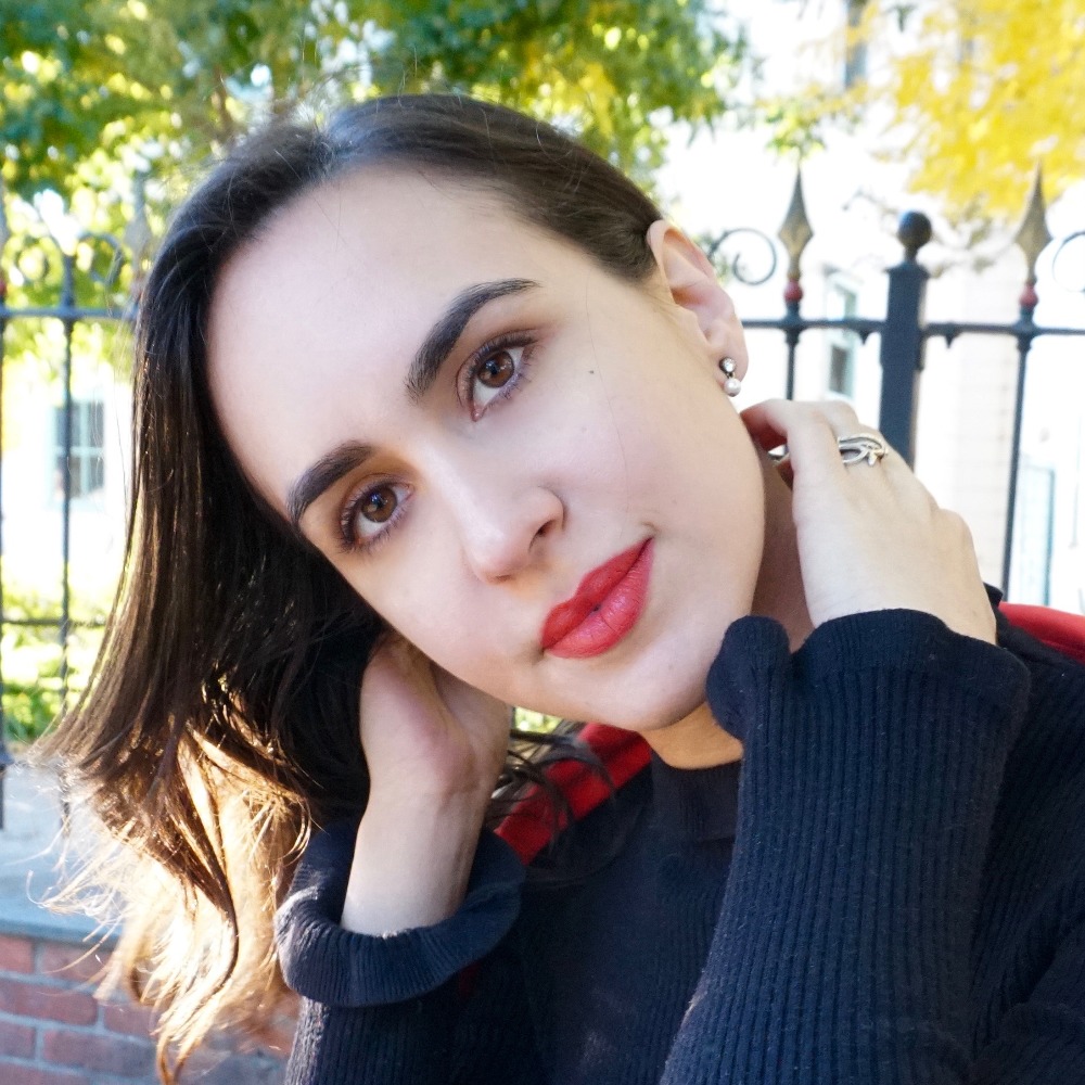 Meet your Posher, Mikaela